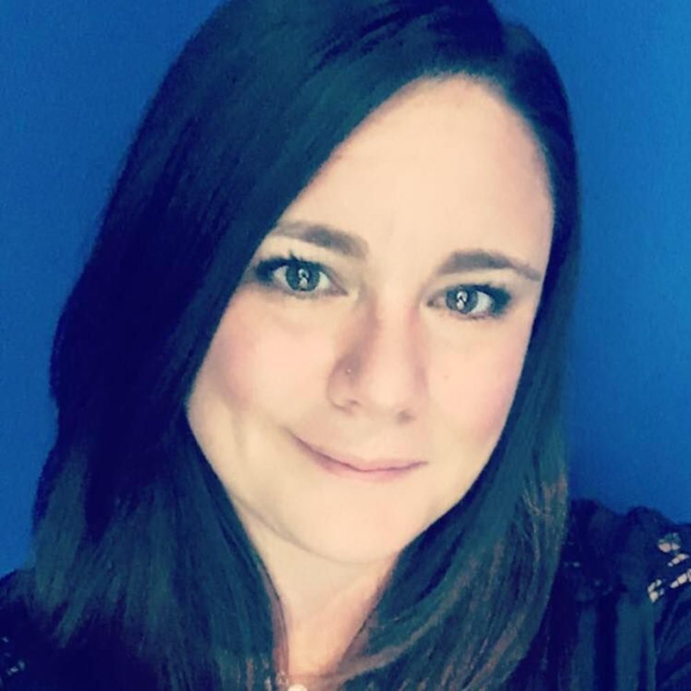 Meet your Posher, Courtney